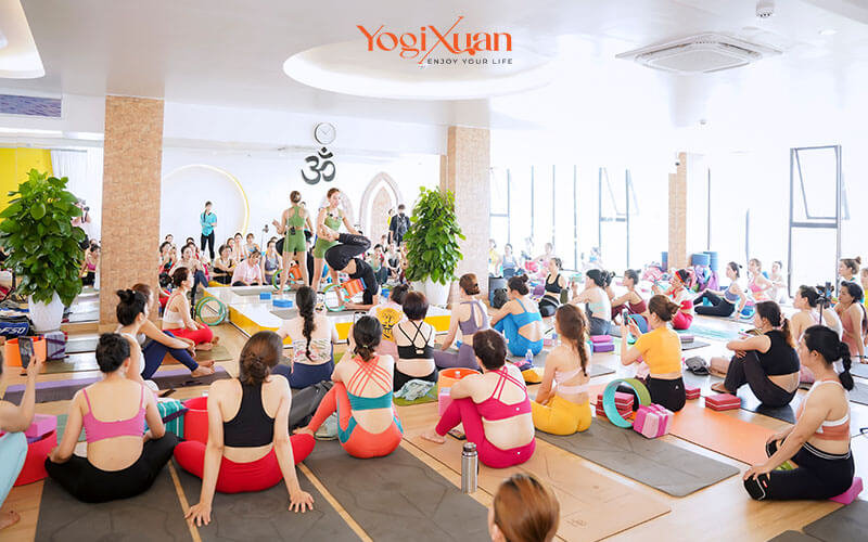 Đào tạo HLV Yoga uy tín tại Hà Nội