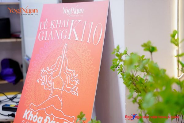 KHÓA ĐÀO TẠO CHO NGƯỜI MỚI CÙNG YOGI XUÂN WITH PHƯƠNG ANH